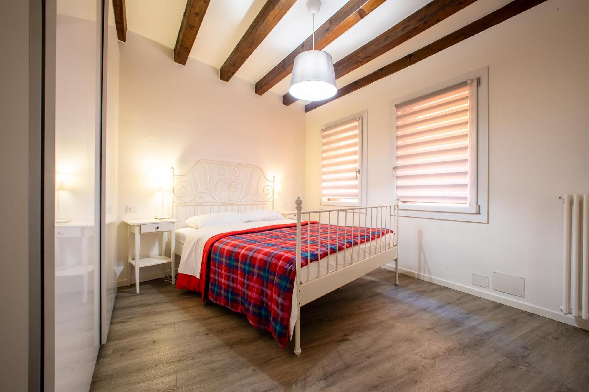 San Faustino Central Apartment Vicenza Eksteriør billede